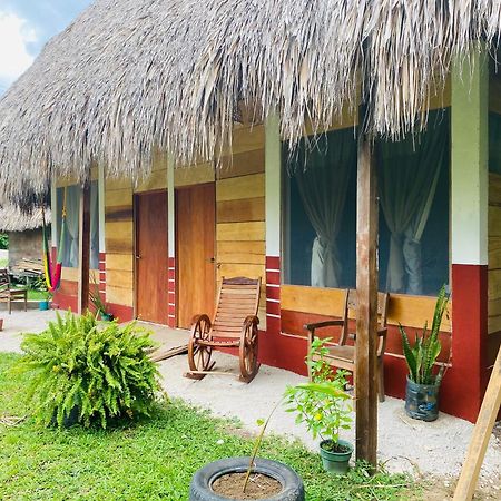 Topche, Centro Ecoturistico Лаканха Экстерьер фото